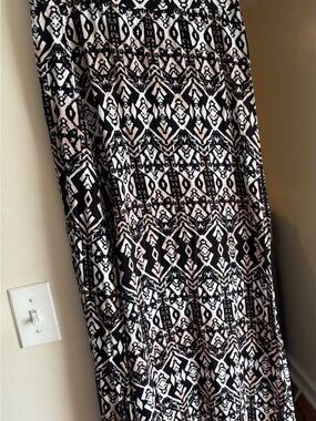 French Laundry Black and Cream Geometric Maxi Skirt